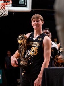 cam hazzard dunk
